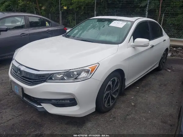 1HGCR2F71GA158548 2016 HONDA ACCORD - Image 2