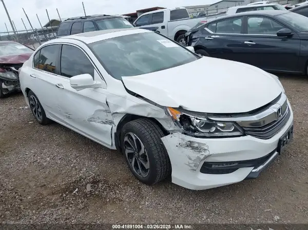 1HGCR2F71HA006223 2017 HONDA ACCORD - Image 1