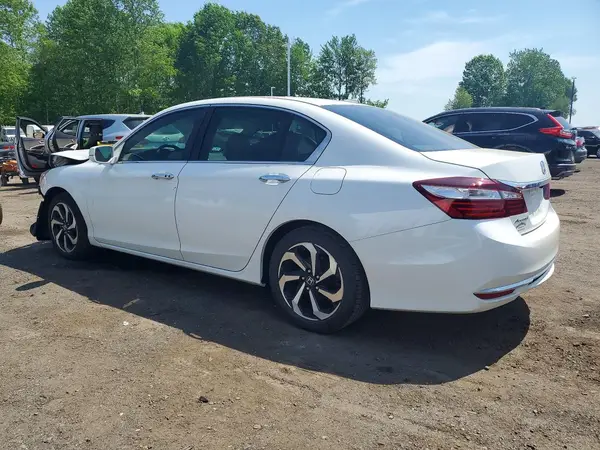 1HGCR2F71HA020512 2017 HONDA ACCORD - Image 2
