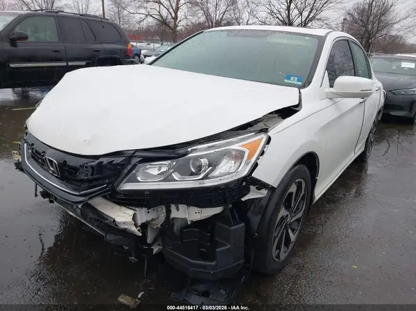 1HGCR2F71HA032367 2017 HONDA ACCORD - Image 2