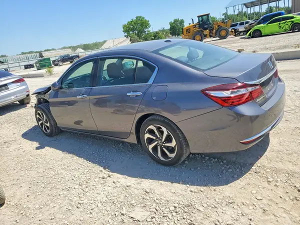 1HGCR2F71HA051484 2017 HONDA ACCORD - Image 2