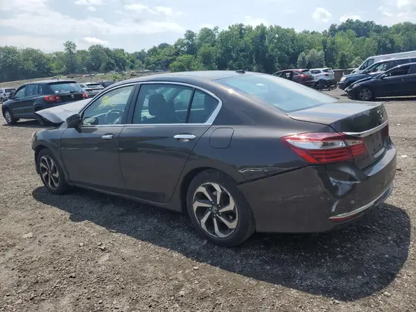 1HGCR2F71HA061707 2017 HONDA ACCORD - Image 2