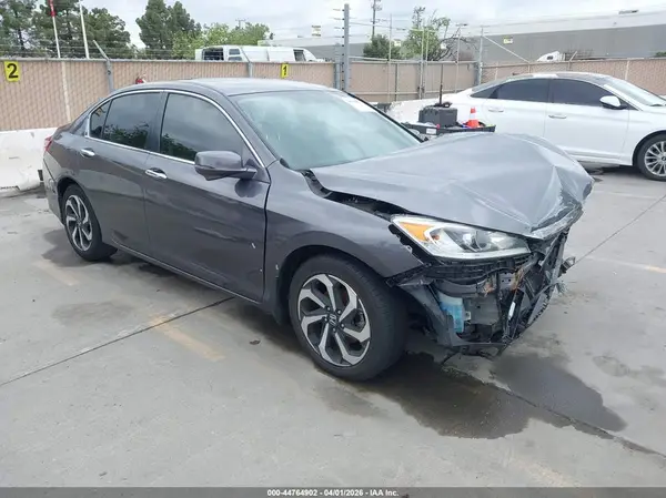1HGCR2F71HA085537 2017 HONDA ACCORD - Image 1
