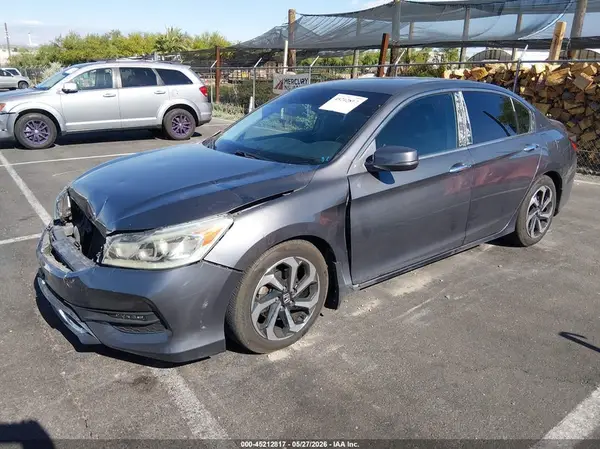 1HGCR2F71HA085540 2017 HONDA ACCORD - Image 2
