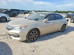 1HGCR2F71HA114924 2017 HONDA ACCORD