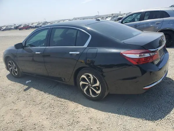 1HGCR2F71HA267416 2017 HONDA ACCORD - Image 2