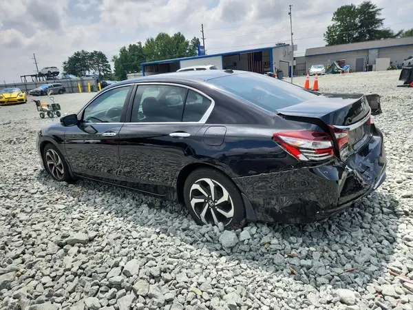 1HGCR2F71HA282711 2017 HONDA ACCORD - Image 2