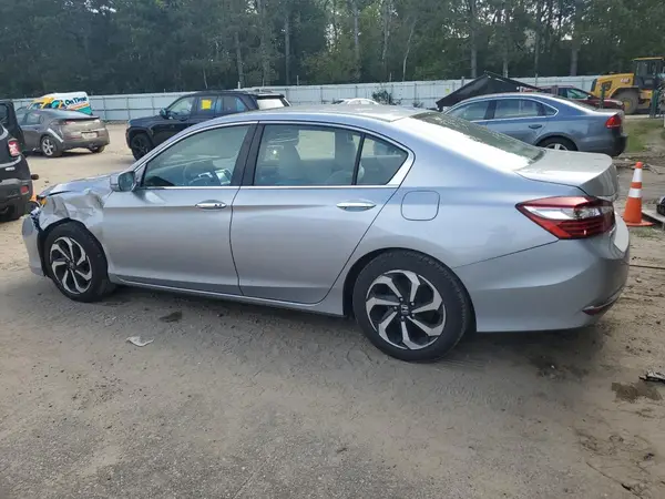1HGCR2F71HA300818 2017 HONDA ACCORD - Image 2