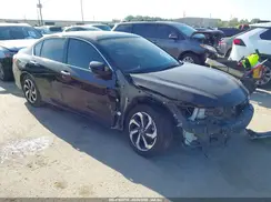 1HGCR2F71HA303038 2017 HONDA ACCORD