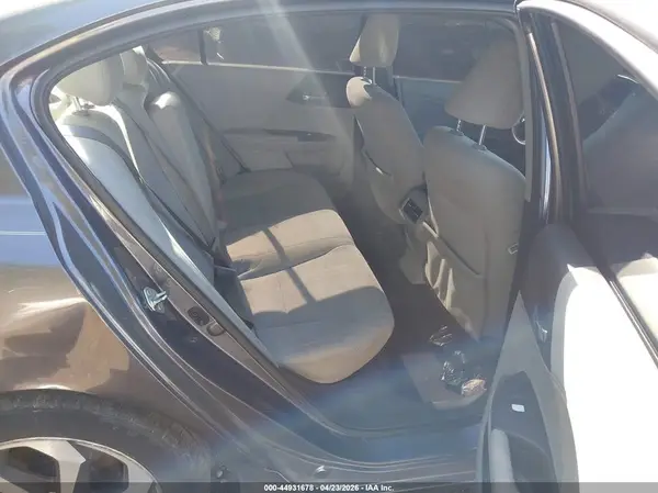 1HGCR2F72GA010098 2016 HONDA ACCORD - Image 8