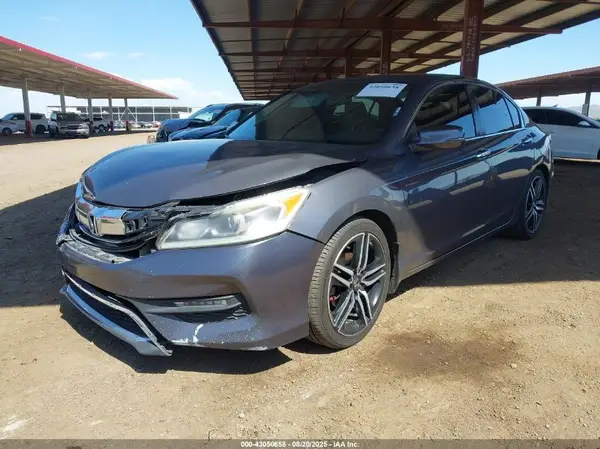 1HGCR2F72GA017990 2016 HONDA ACCORD - Image 2