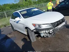 1HGCR2F72GA034045 2016 HONDA ACCORD