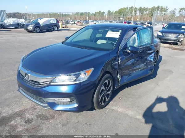 1HGCR2F72GA208163 2016 HONDA ACCORD - Image 2