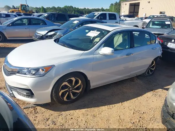 1HGCR2F72GA240398 2016 HONDA ACCORD - Image 2