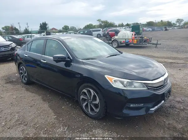 1HGCR2F72HA035908 2017 HONDA ACCORD - Image 1