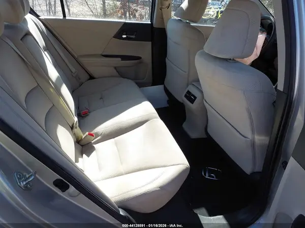 1HGCR2F72HA044642 2017 HONDA ACCORD - Image 8