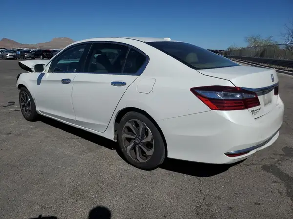 1HGCR2F72HA044673 2017 HONDA ACCORD - Image 2