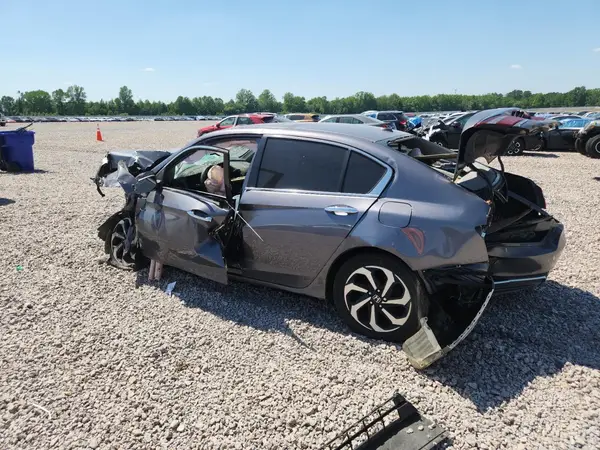 1HGCR2F72HA120795 2017 HONDA ACCORD - Image 2