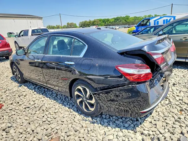 1HGCR2F72HA123454 2017 HONDA ACCORD - Image 2