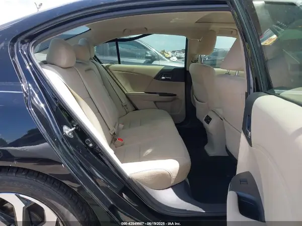 1HGCR2F72HA125768 2017 HONDA ACCORD - Image 8