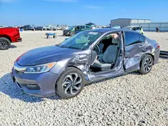 1HGCR2F72HA140318 2017 HONDA ACCORD