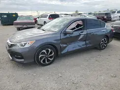 1HGCR2F72HA151965 2017 HONDA ACCORD