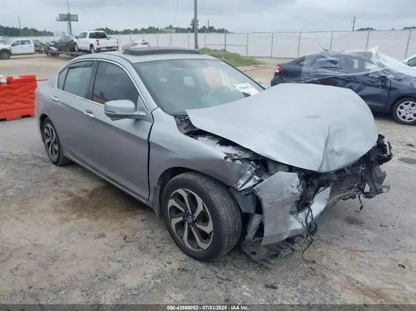 1HGCR2F72HA157328 2017 HONDA ACCORD - Image 1