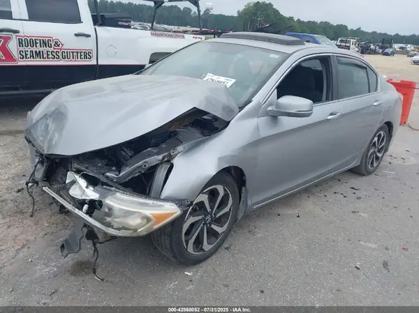 1HGCR2F72HA157328 2017 HONDA ACCORD - Image 2