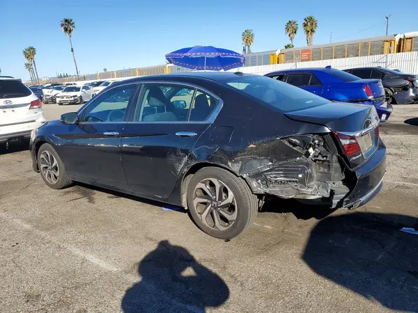 1HGCR2F72HA169592 2017 HONDA ACCORD - Image 2