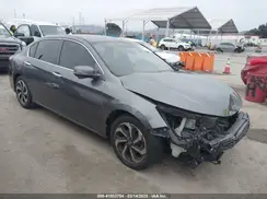 1HGCR2F72HA173464 2017 HONDA ACCORD