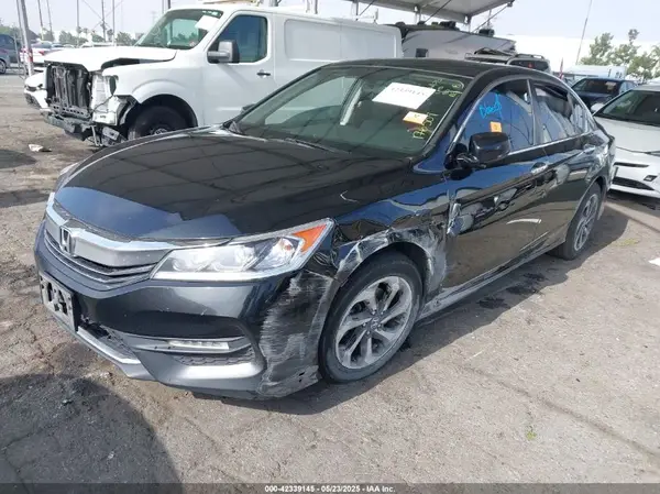 1HGCR2F72HA176509 2017 HONDA ACCORD - Image 2