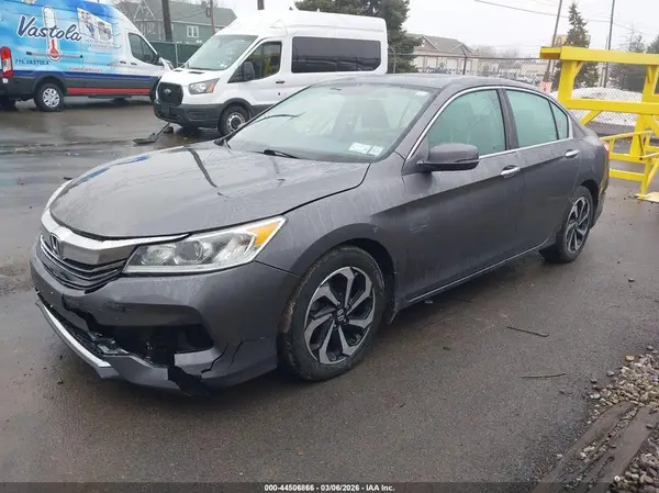 1HGCR2F72HA201800 2017 HONDA ACCORD - Image 2