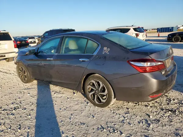 1HGCR2F72HA205264 2017 HONDA ACCORD - Image 2
