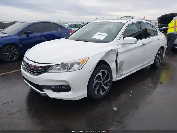 1HGCR2F72HA270051 2017 HONDA ACCORD - Image 2