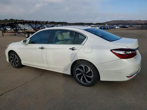 1HGCR2F72HA278070 2017 HONDA ACCORD - Image 2