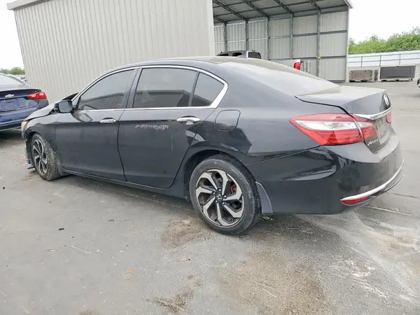 1HGCR2F72HA297959 2017 HONDA ACCORD - Image 2