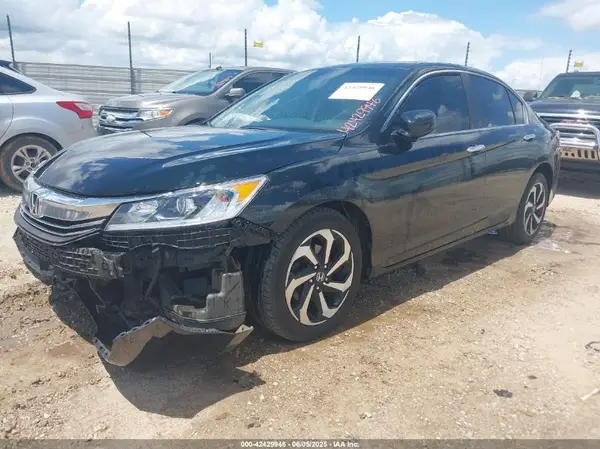 1HGCR2F73GA001538 2016 HONDA ACCORD - Image 2
