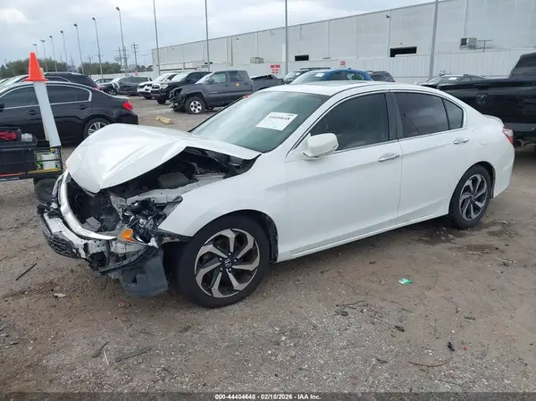 1HGCR2F73GA004892 2016 HONDA ACCORD - Image 2