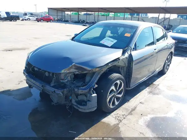 1HGCR2F73GA006125 2016 HONDA ACCORD - Image 2