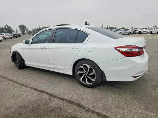 1HGCR2F73GA096974 2016 HONDA ACCORD - Image 2