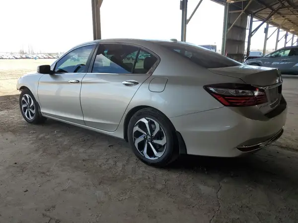 1HGCR2F73GA204266 2016 HONDA ACCORD - Image 2