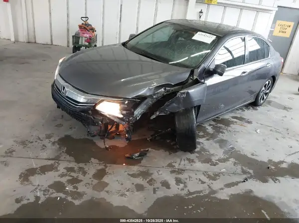 1HGCR2F73GA210407 2016 HONDA ACCORD - Image 2