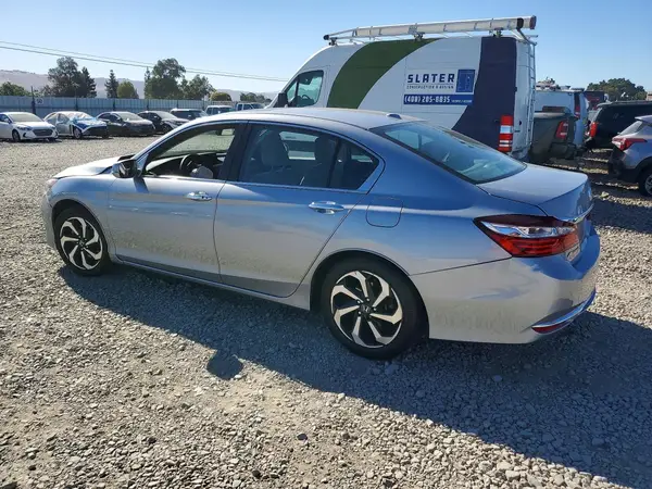 1HGCR2F73HA074314 2017 HONDA ACCORD - Image 2