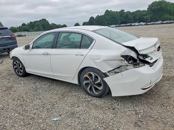 1HGCR2F73HA089704 2017 HONDA ACCORD - Image 2