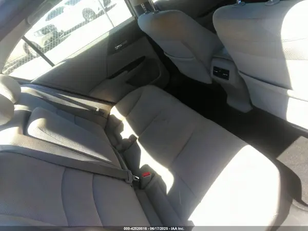 1HGCR2F73HA111331 2017 HONDA ACCORD - Image 8