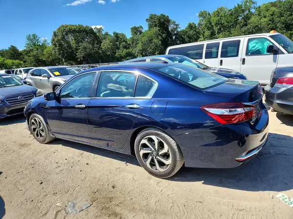 1HGCR2F73HA152347 2017 HONDA ACCORD - Image 2