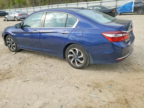 1HGCR2F73HA157371 2017 HONDA ACCORD - Image 2