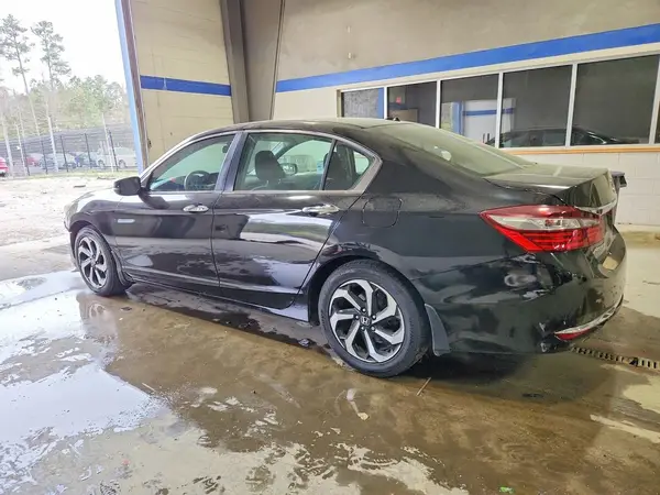 1HGCR2F73HA267398 2017 HONDA ACCORD - Image 2