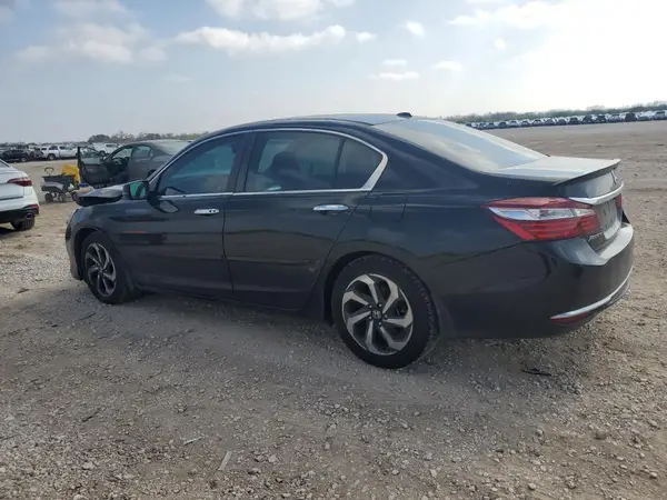 1HGCR2F73HA294469 2017 HONDA ACCORD - Image 2