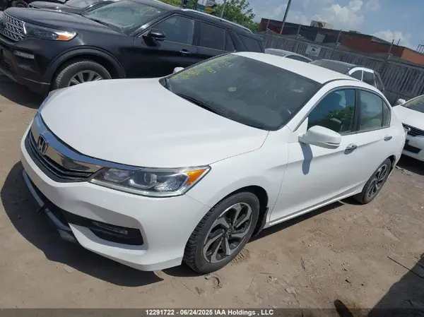 1HGCR2F73HA800009 2017 HONDA ACCORD - Image 2